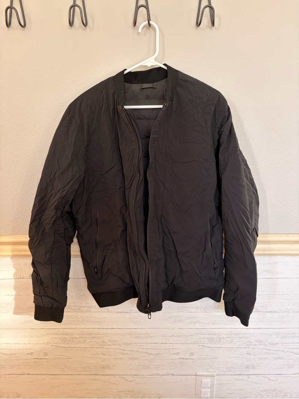 Men’s lululemon Black Bomber Jacket